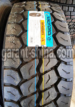 Windforce WT3030 (прицеп-карьер) 385/65 R22.5 160L 20PR - Фото протектора с этикеткой вблизи